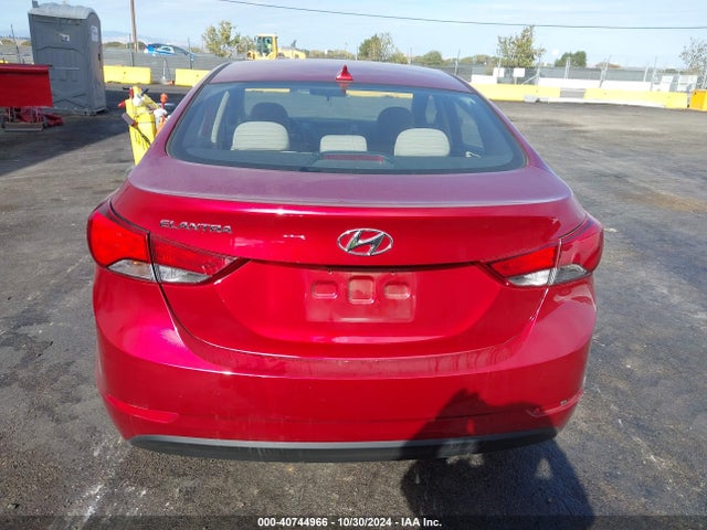 Hyundai ELANTRA SE 2016 5NPDH4AE2GH726631 Image 16