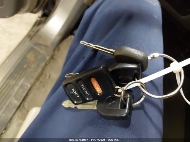 2001 MITSUBISHI MONTERO JA4MW51R61J028613 Photo 10