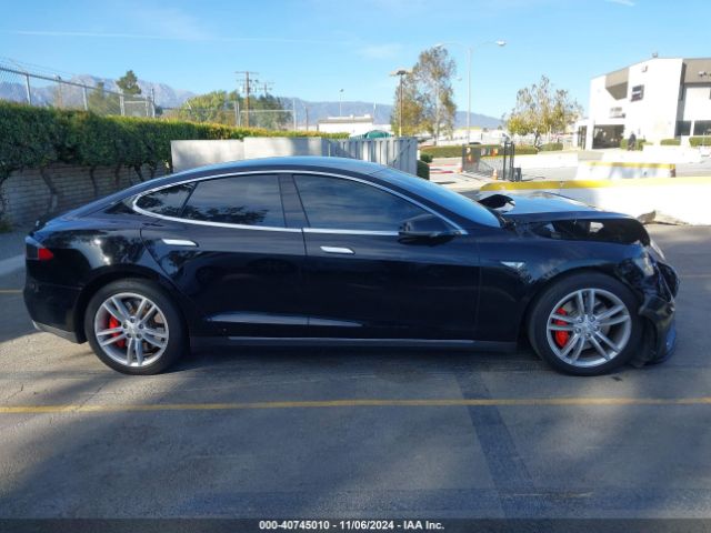 5YJSA1H28EFP66021 Tesla Model S P85d