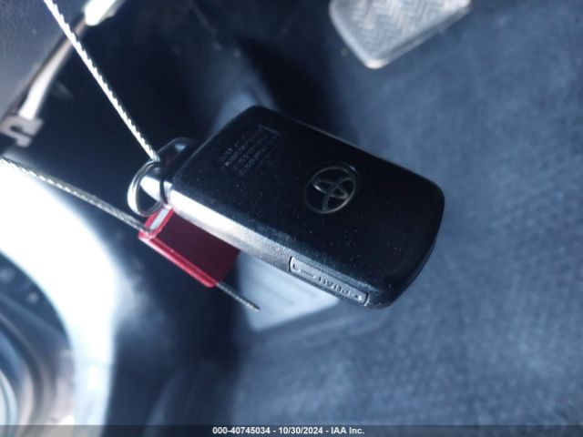 5YFBURHE4HP671660 Toyota Corolla Xse