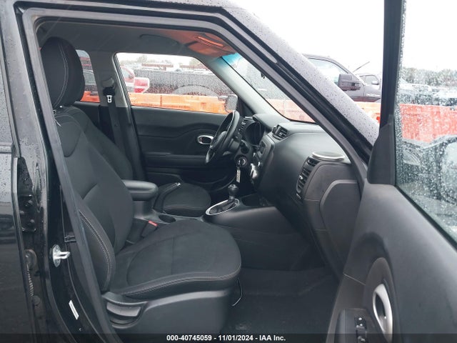 KIA Soul 2014 KNDJN2A29E7027813 Image 5