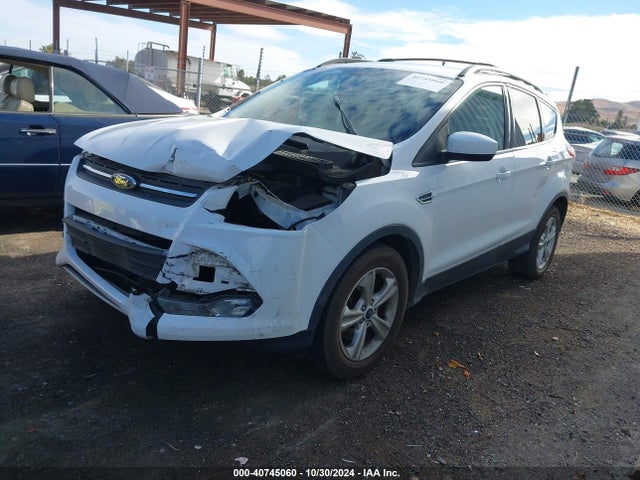 Ford ESCAPE SE 2016 1FMCU9G93GUB39127 Image 2