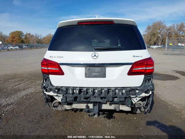 4JGDF7DE3KB240662 Mercedes-Benz Gls 550 4matic