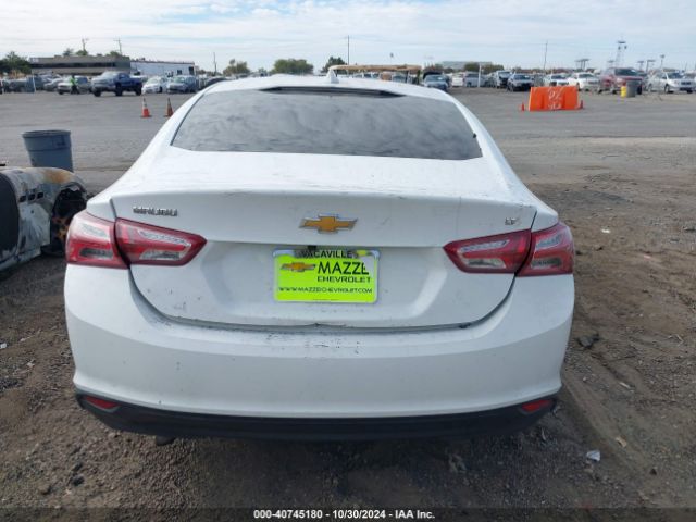 1G1ZD5ST1NF108026 Chevrolet Malibu Fwd Lt
