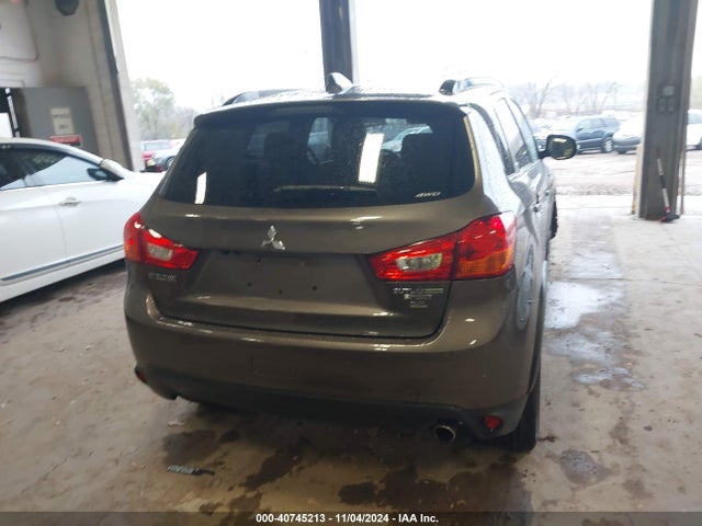 JA4AR4AW0HZ064173 Mitsubishi Outlander Sport 2.4 Sel