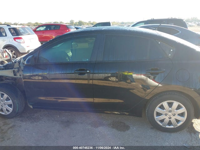 KIA RIO S 2022 3KPA24AD7NE437385 Image 14