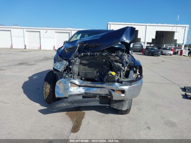 3C6TR5DT6EG185959 RAM 2500 Slt
