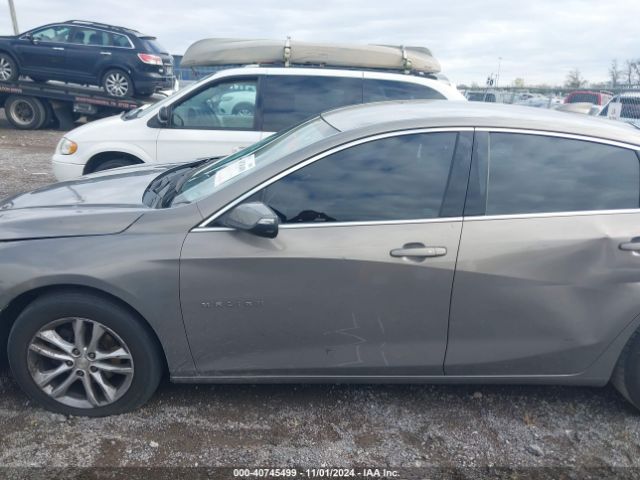 1G1ZD5STXJF115213 Chevrolet MALIBU LT