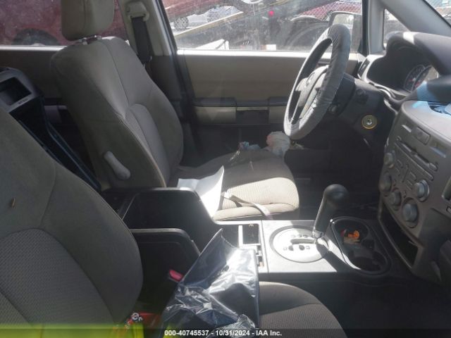 2004 MITSUBISHI ENDEAVOR 4A4MM21S64E096607 Photo 4