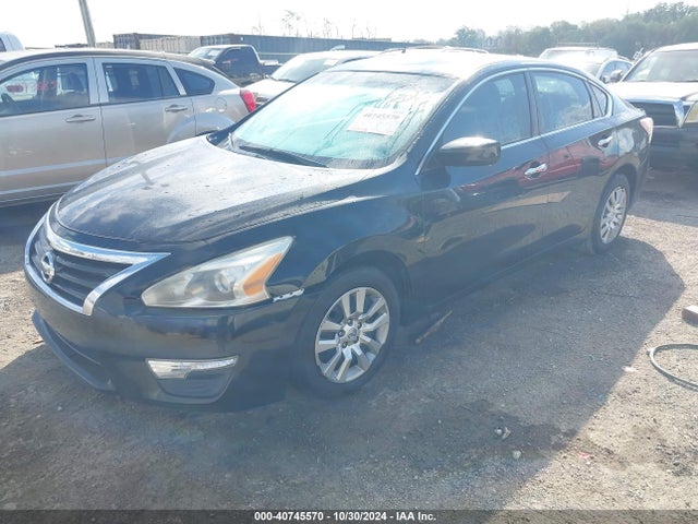 Nissan Altima 2.5 S 2014 1N4AL3AP9EN364152 Image 2