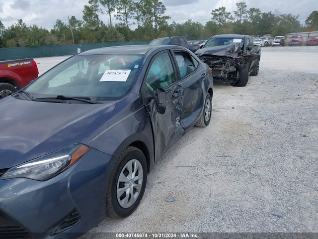 Toyota COROLLA L 2017 5YFBURHE0HP666164 Image 6