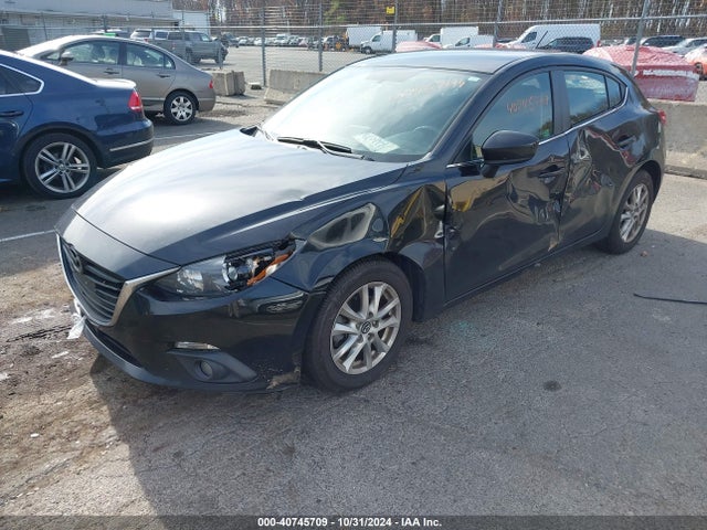 3MZBM1L76FM138592 Mazda Mazda3 I Touring