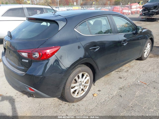 3MZBM1L76FM138592 Mazda Mazda3 I Touring