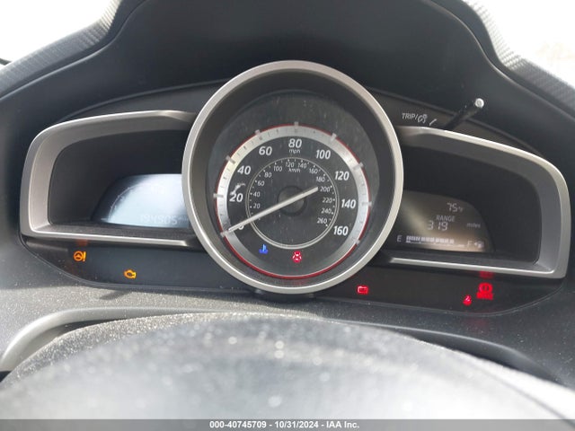 3MZBM1L76FM138592 Mazda Mazda3 I Touring