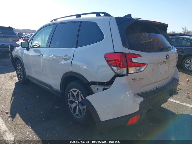 Subaru Forester Premium 2024 JF2SKACC3RH440485 Image 3