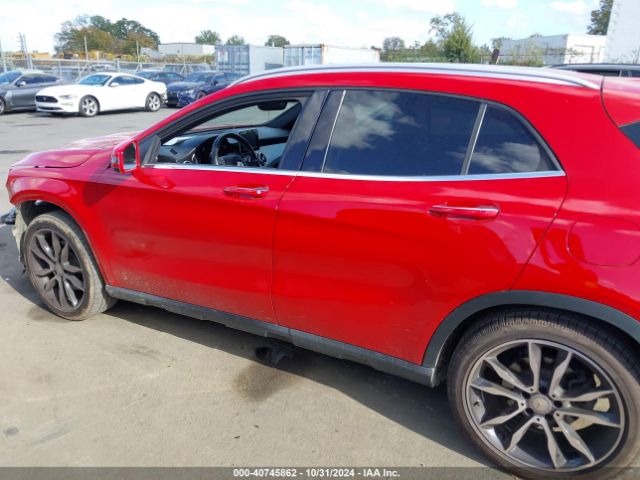 WDCTG4EB4HJ329004 Mercedes-Benz GLA 250