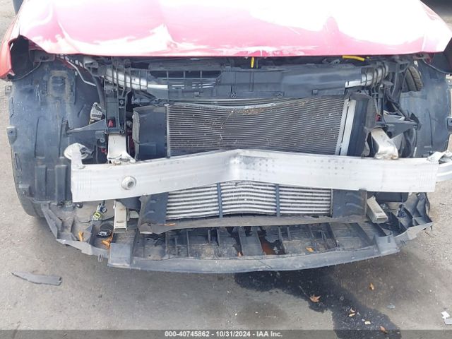 WDCTG4EB4HJ329004 Mercedes-Benz GLA 250