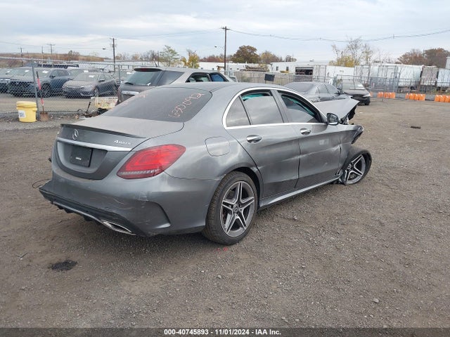W1KWF8EB0MR630092 Mercedes-Benz C 300 4matic