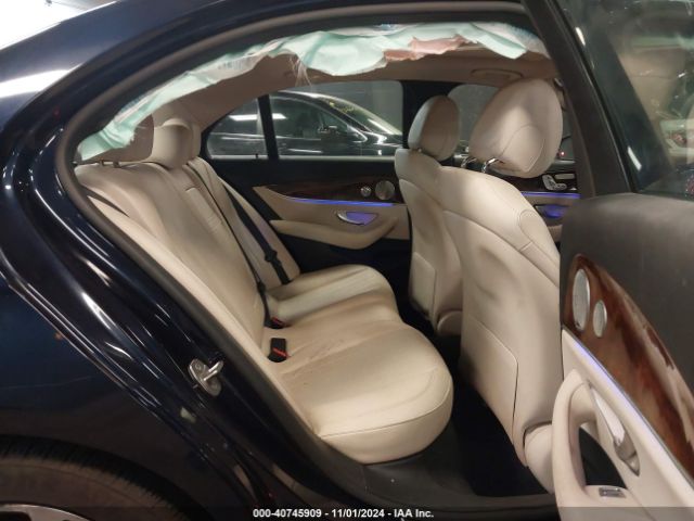 WDDZF4KB0HA086952 Mercedes-Benz E 300 4matic