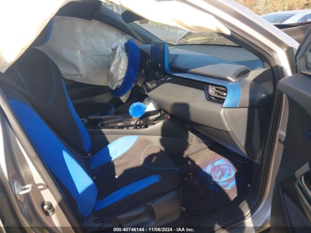 NMTKHMBXXKR069943 Toyota C-HR XLE
