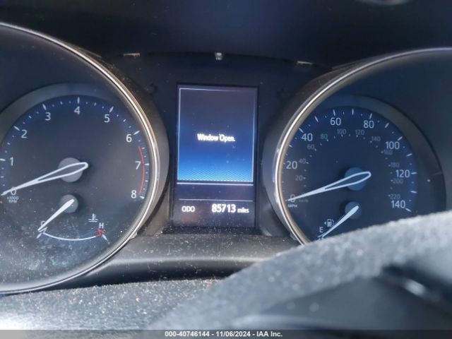 NMTKHMBXXKR069943 Toyota C-HR XLE