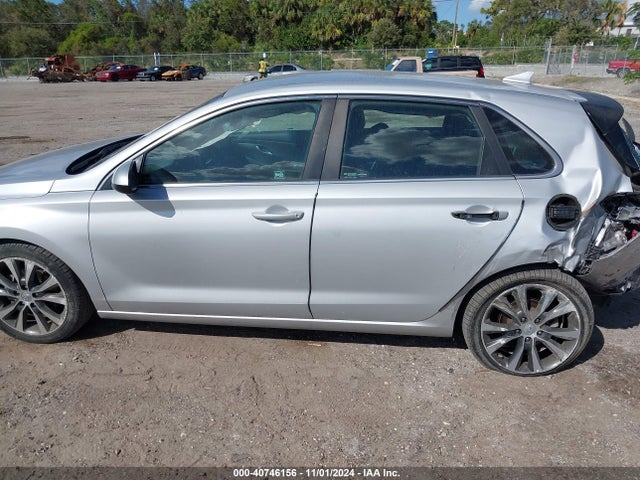 Hyundai ELANTRA GT 2019 KMHH35LE6KU094696 Image 14