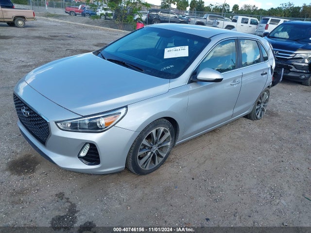 Hyundai ELANTRA GT 2019 KMHH35LE6KU094696 Image 2