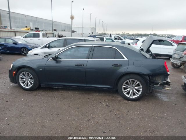 2C3CCAAG1FH930438 Chrysler 300 Limited
