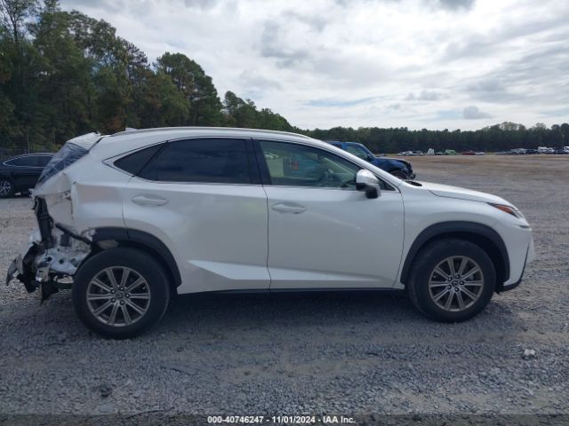 JTJDARBZ9L2160110 Lexus NX 300