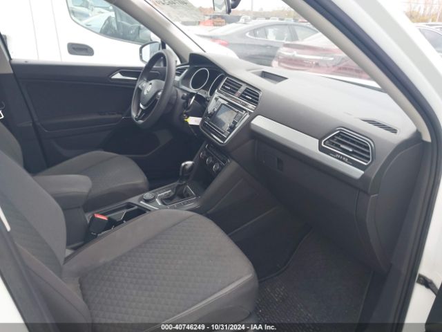 3VV0B7AX3JM109387 Volkswagen Tiguan 2.0t S