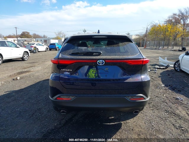 JTEAAAAH5RJ182907 Toyota VENZA LE