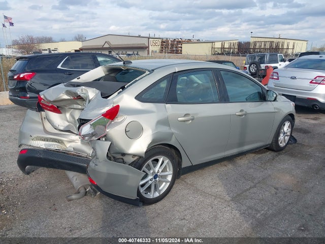Ford FOCUS SE 2015 1FADP3F22FL384125 Image 4