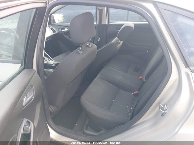 Ford FOCUS SE 2015 1FADP3F22FL384125 Image 8