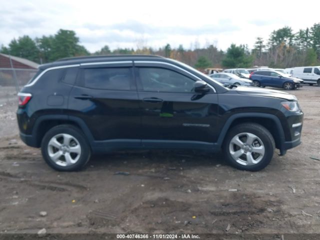3C4NJDBB0JT117462 Jeep Compass Latitude 4x4