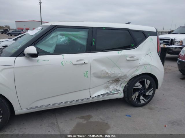KNDJ53AUXP7857923 KIA Soul Gt-line