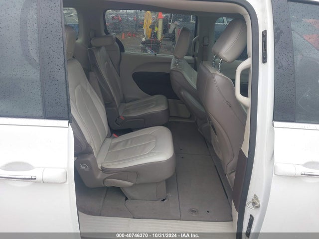 Chrysler Pacifica Touring L 2018 2C4RC1BG0JR228179 Image 8
