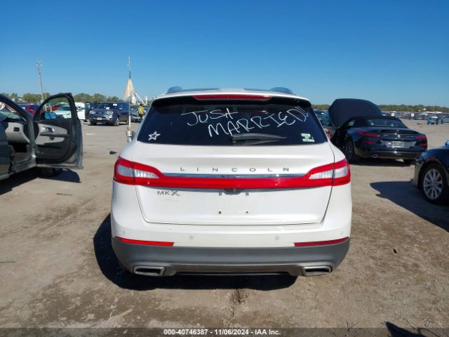 2LMTJ6LR3GBL67894 Lincoln Mkx Reserve