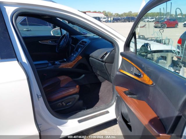 2LMTJ6LR3GBL67894 Lincoln Mkx Reserve