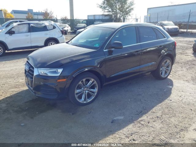 WA1JCCFS9HR007830 Audi Q3 2.0t Premium