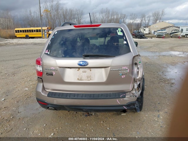 Subaru Forester 2.5i Premium 2015 JF2SJAFC9FH807139 Image 16