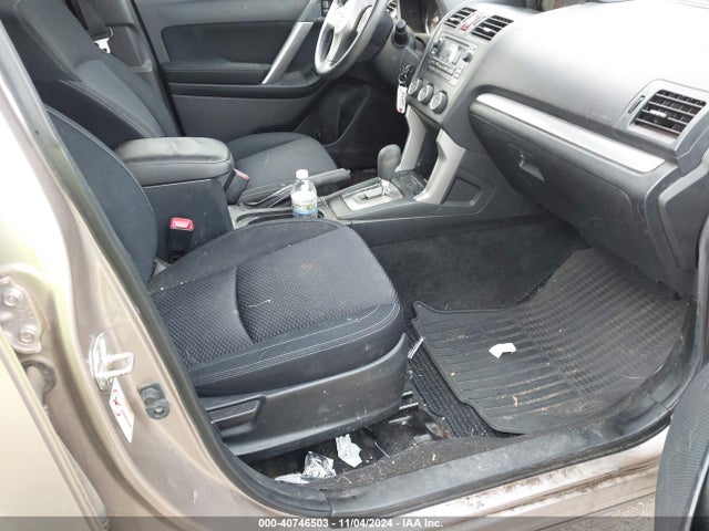 Subaru Forester 2.5i Premium 2015 JF2SJAFC9FH807139 Image 5