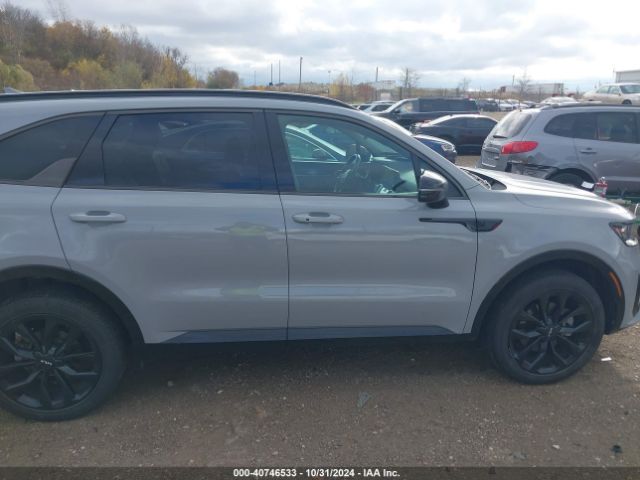 5XYRKDLF7NG156160 KIA SORENTO SX