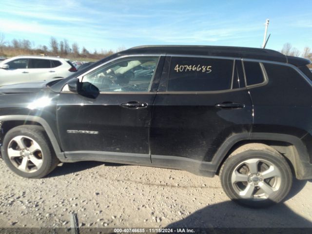 3C4NJDBBXJT138626 Jeep Compass Latitude 4x4