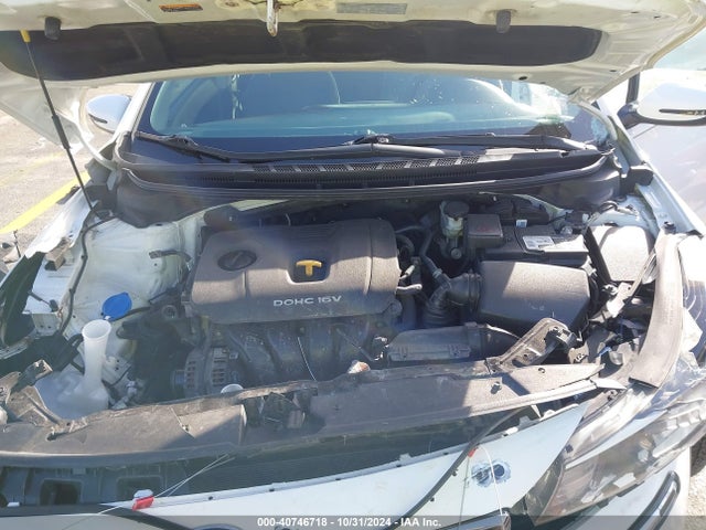 KIA FORTE LX 2017 3KPFK4A71HE126278 Image 10