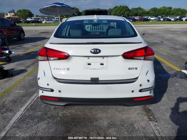 KIA FORTE LX 2017 3KPFK4A71HE126278 Image 17