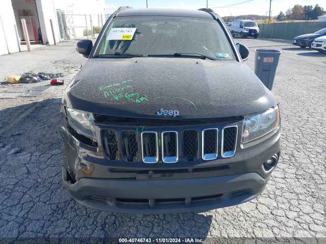 1C4NJDBB9FD257202 Jeep Compass Sport
