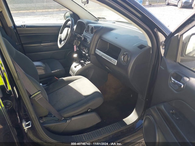 1C4NJDBB9FD257202 Jeep Compass Sport
