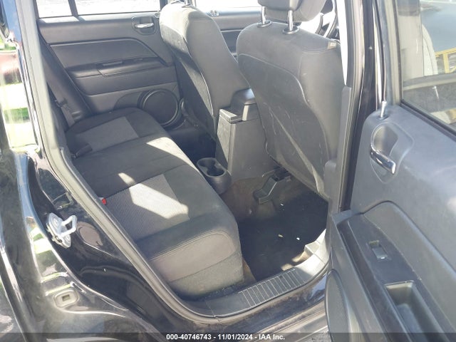 1C4NJDBB9FD257202 Jeep Compass Sport