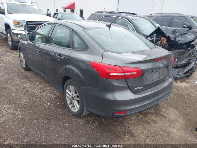 Ford FOCUS SE 2017 1FADP3FEXHL238214 Image 3