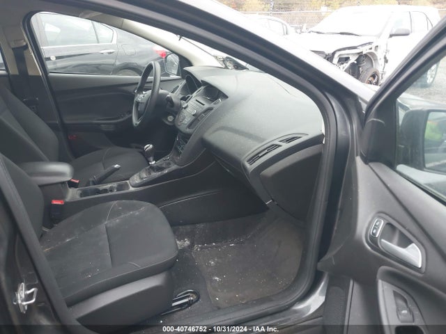 Ford FOCUS SE 2017 1FADP3FEXHL238214 Image 5